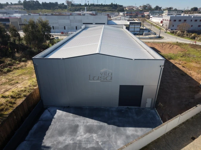 Armazém para Venda em Arrifana Foto 25