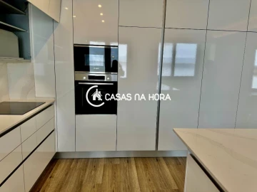 Apartamento T4 para Venda em Almada, Cova da Piedade, Pragal e Cacilhas