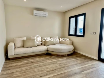 Apartamento T4 para Venda em Almada, Cova da Piedade, Pragal e Cacilhas