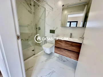 Apartamento T4 para Venda em Almada, Cova da Piedade, Pragal e Cacilhas