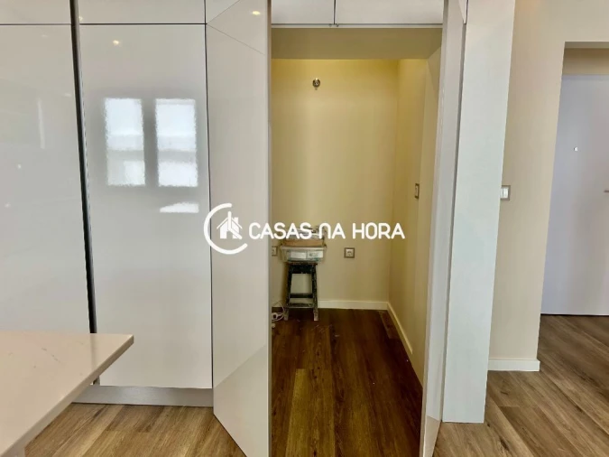 Apartamento T4 para Venda em Almada, Cova da Piedade, Pragal e Cacilhas Foto 8