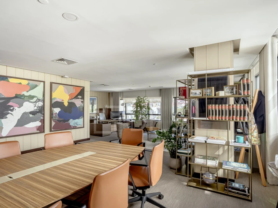 Escritório para Arrendamento em Santo António Foto 3