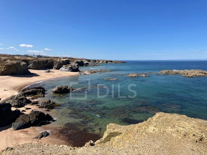 Apartamento T2 para Venda em Porto Covo Foto 2