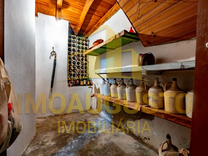 Moradia T4 para Venda em Escalhão Foto 17