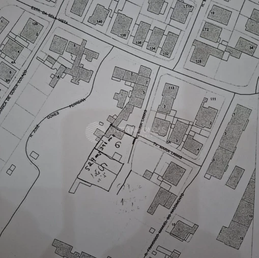 Terreno para Venda em Charneca de Caparica e Sobreda Foto 8