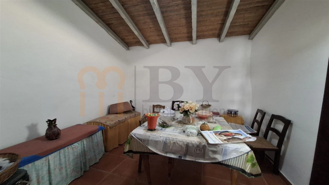 Moradia T1 para Venda em Alcaria Ruiva Foto 4