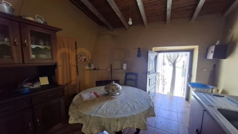 Moradia T1 para Venda em Alcaria Ruiva