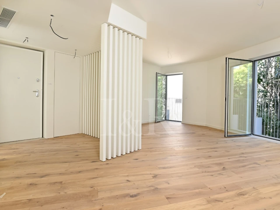 Apartamento T2 para Venda em Areeiro Foto 6