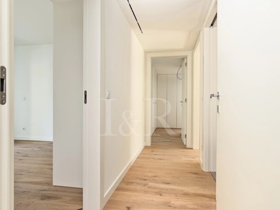 Apartamento T2 para Venda em Areeiro Foto 14