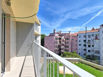 Apartamento T2 para Venda em Areeiro
