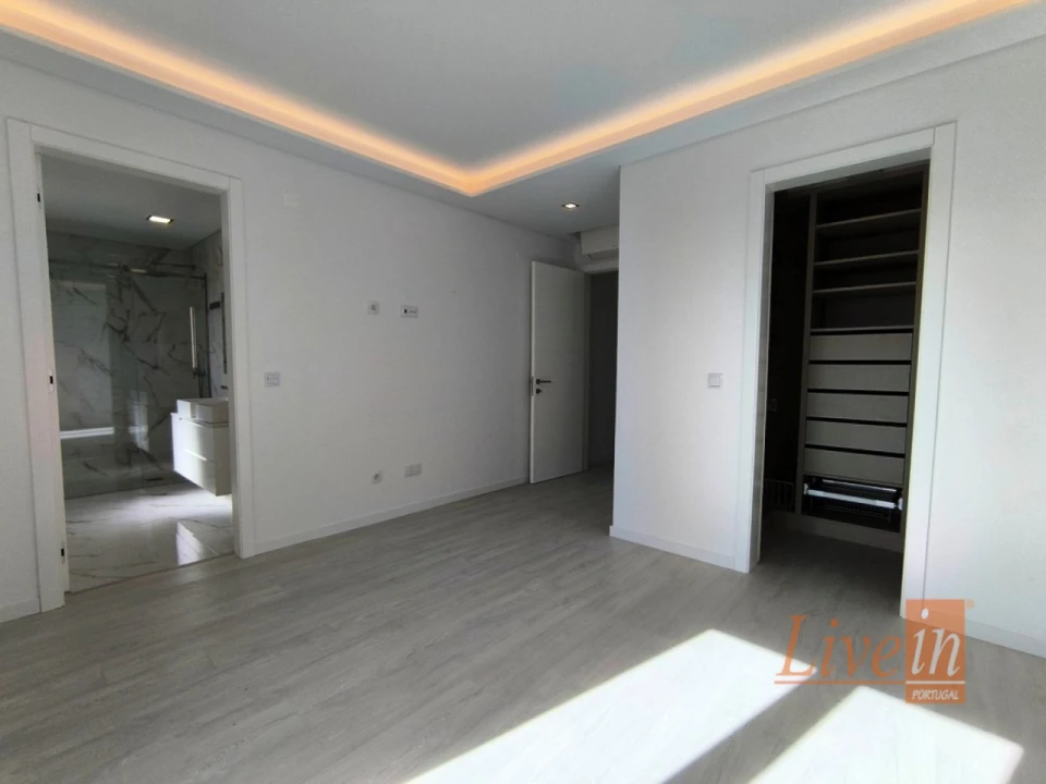 Apartamento T2 para Venda em Ericeira Foto 15