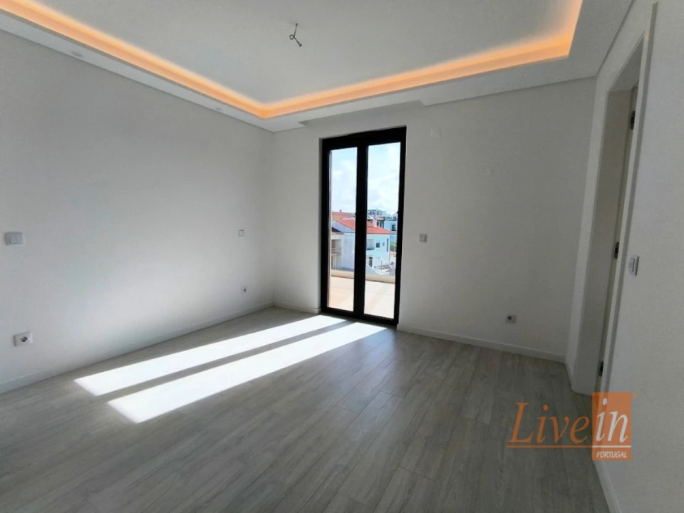 Apartamento T2 para Venda em Ericeira Foto 16