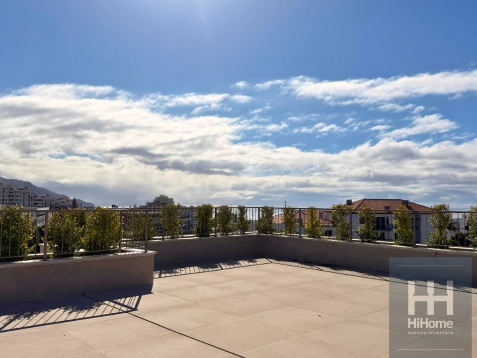 Apartamento T2 para Venda em São Martinho Foto 13