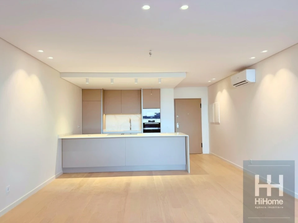 Apartamento T2 para Venda em São Martinho Foto 17