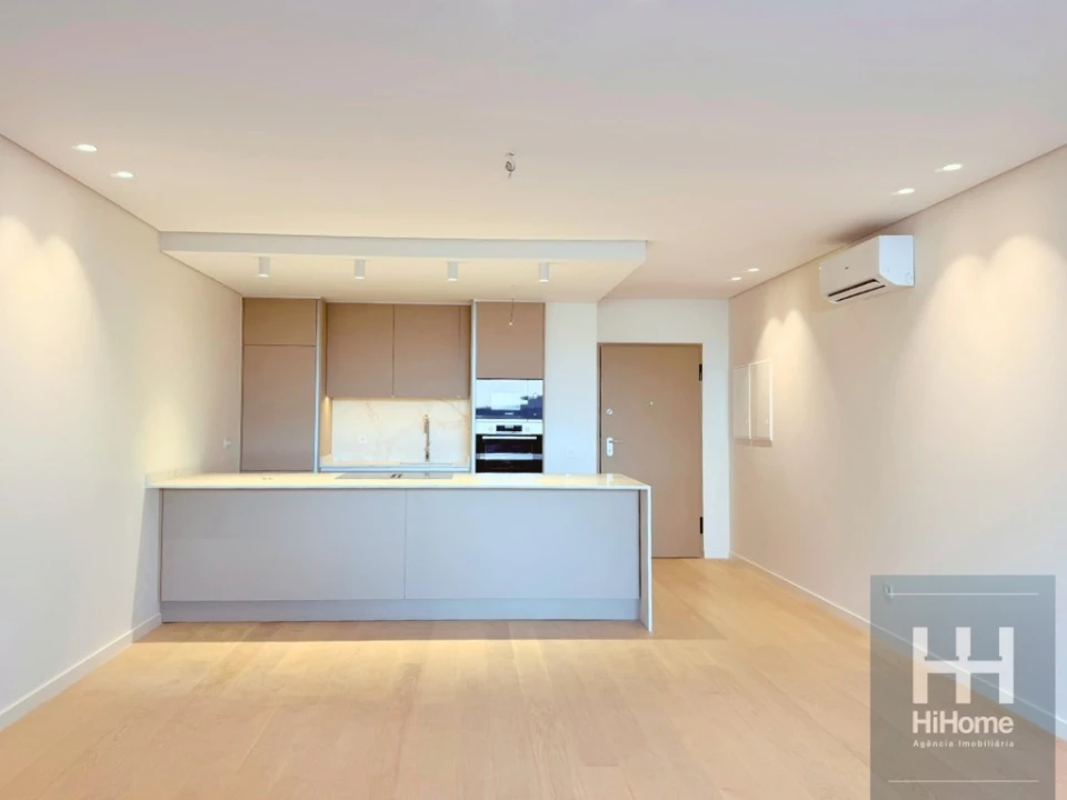 Apartamento T2 para Venda em São Martinho Foto 18