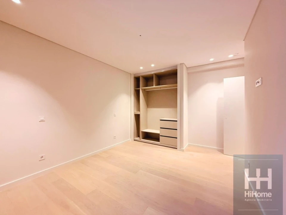 Apartamento T2 para Venda em São Martinho Foto 26