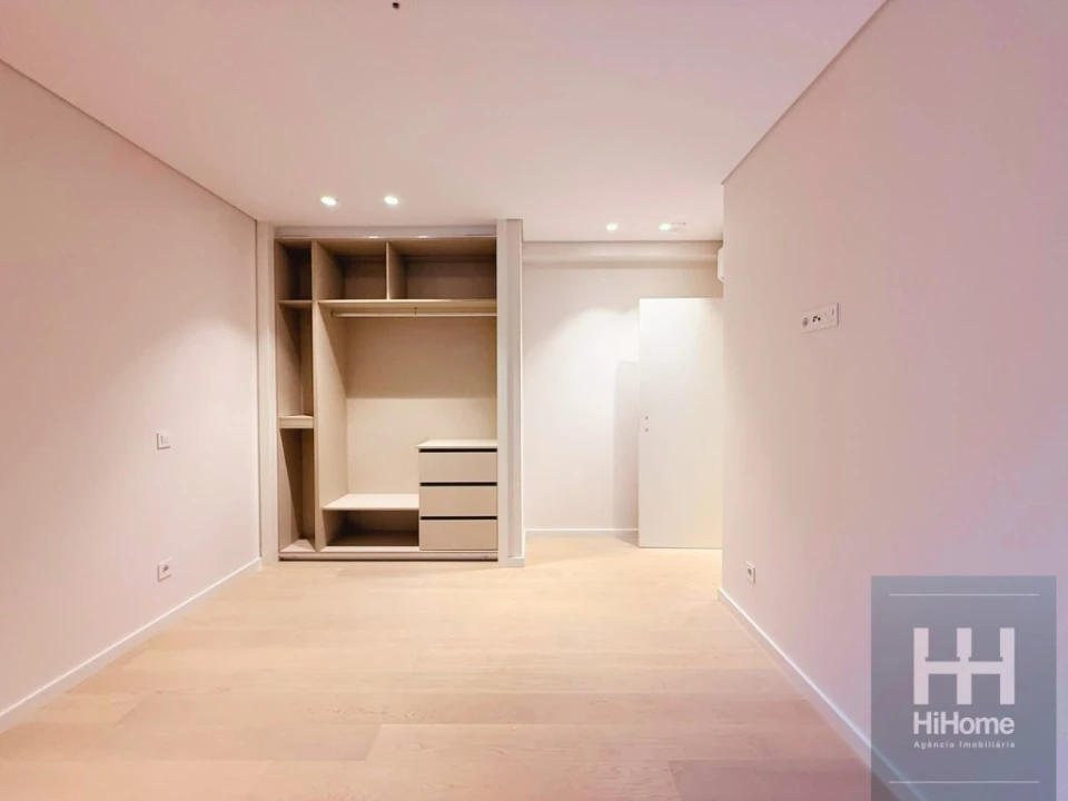 Apartamento T2 para Venda em São Martinho Foto 27