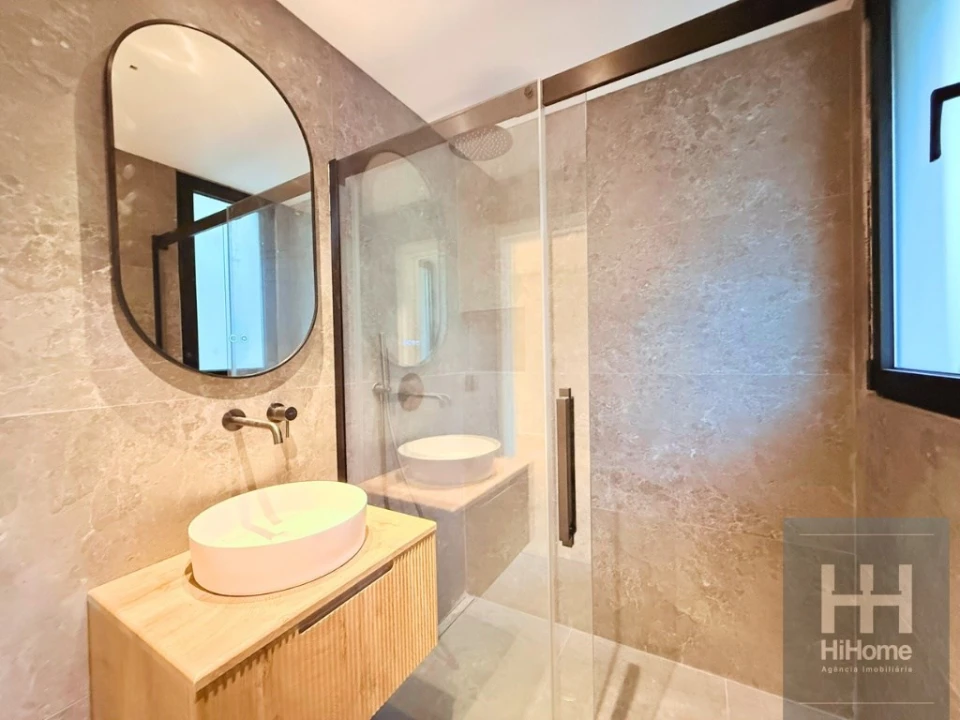 Apartamento T2 para Venda em São Martinho Foto 29