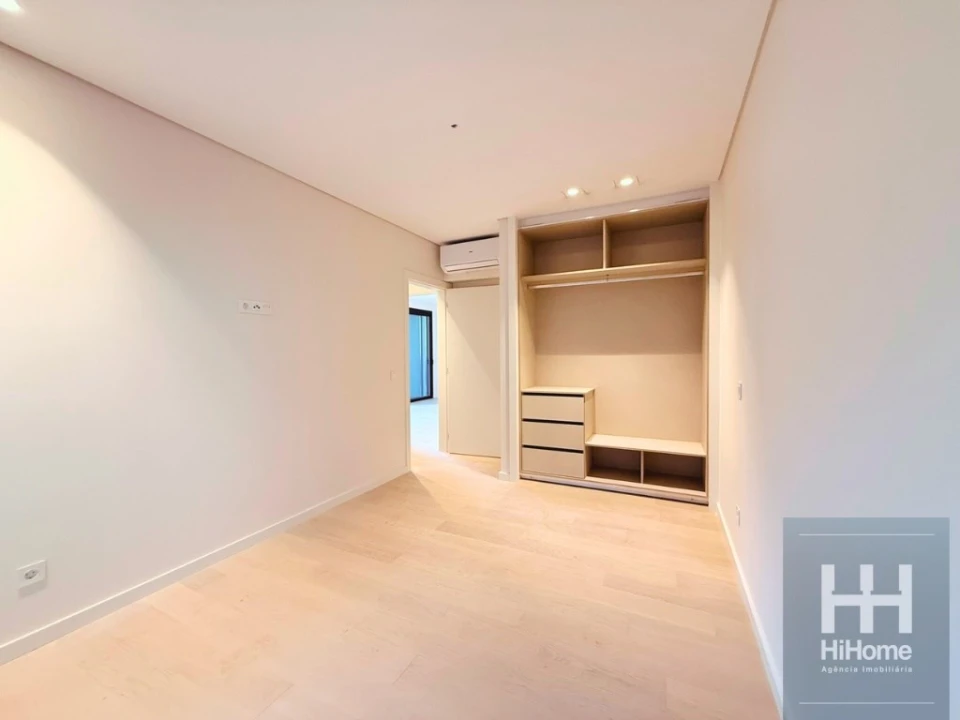 Apartamento T2 para Venda em São Martinho Foto 33