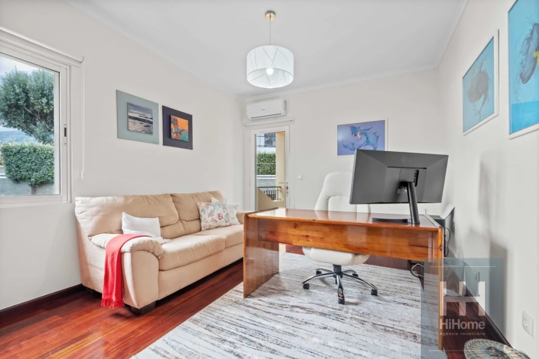 Moradia T5 para Venda em São Martinho Foto 27