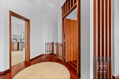 Moradia T5 para Venda em São Martinho