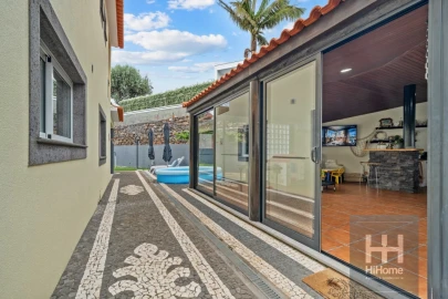 Moradia T5 para Venda em São Martinho