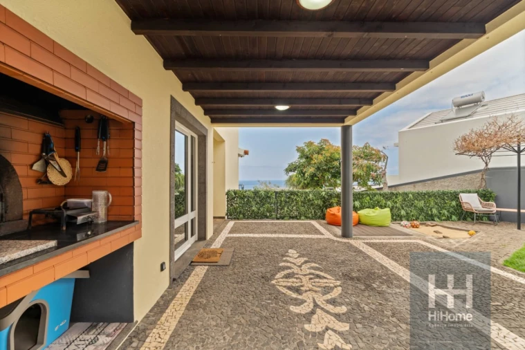 Moradia T5 para Venda em São Martinho Foto 11