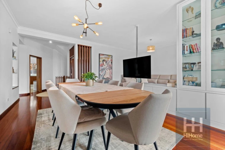 Moradia T5 para Venda em São Martinho Foto 17