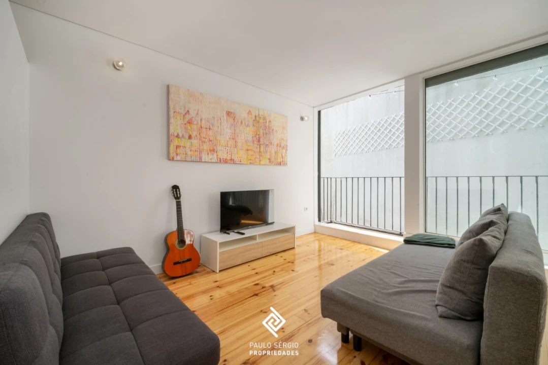 Apartamento T2 para Venda em Cedofeita, Santo Ildefonso, Sé, Miragaia, São Nicolau e Vitória Foto 5