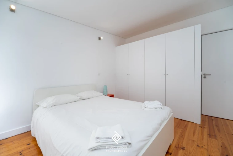 Apartamento T2 para Venda em Cedofeita, Santo Ildefonso, Sé, Miragaia, São Nicolau e Vitória Foto 15