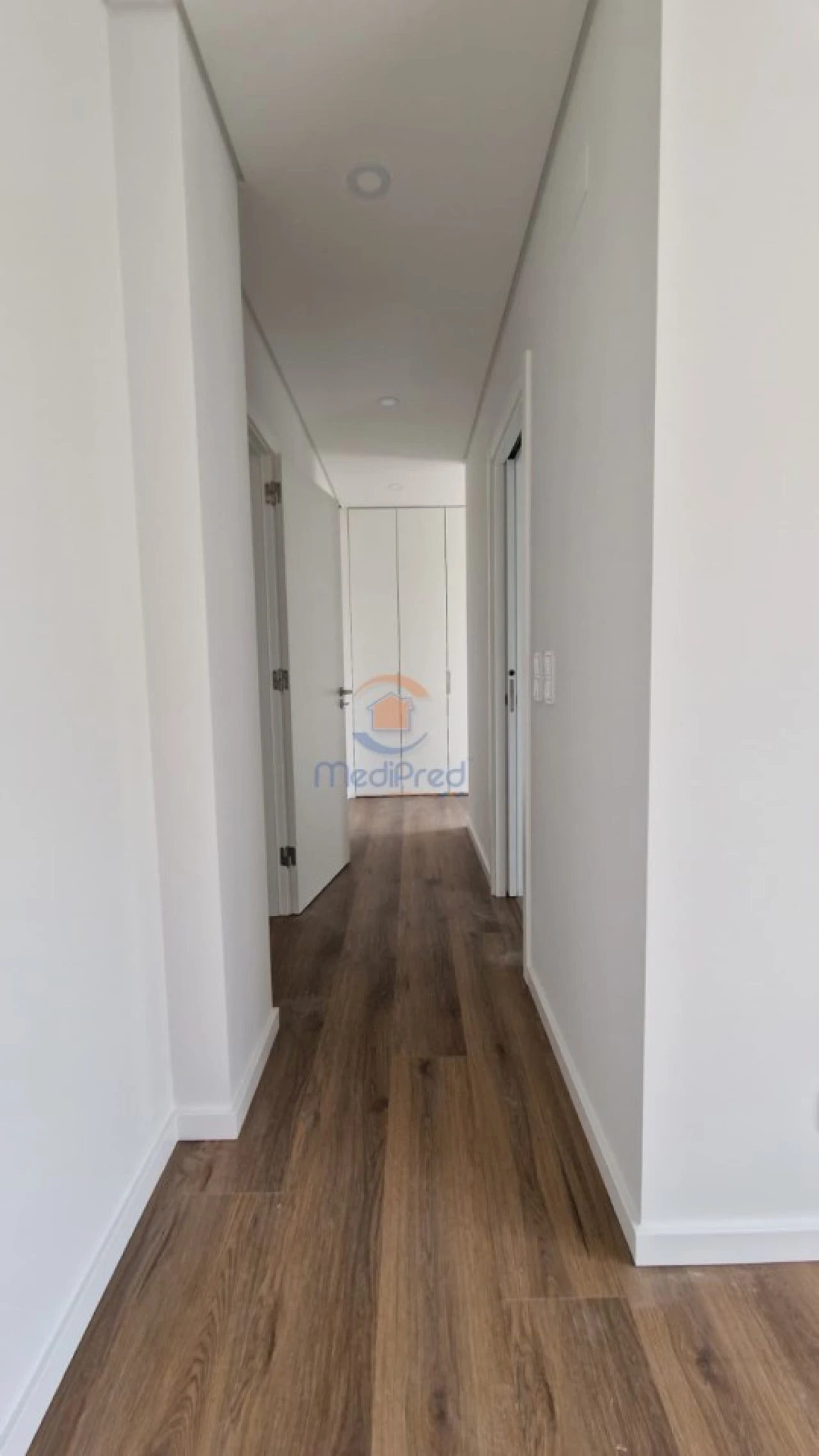 Moradia T4 para Venda em Pontinha e Famões Foto 17