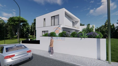 Moradia T4 para Venda em Pontinha e Famões