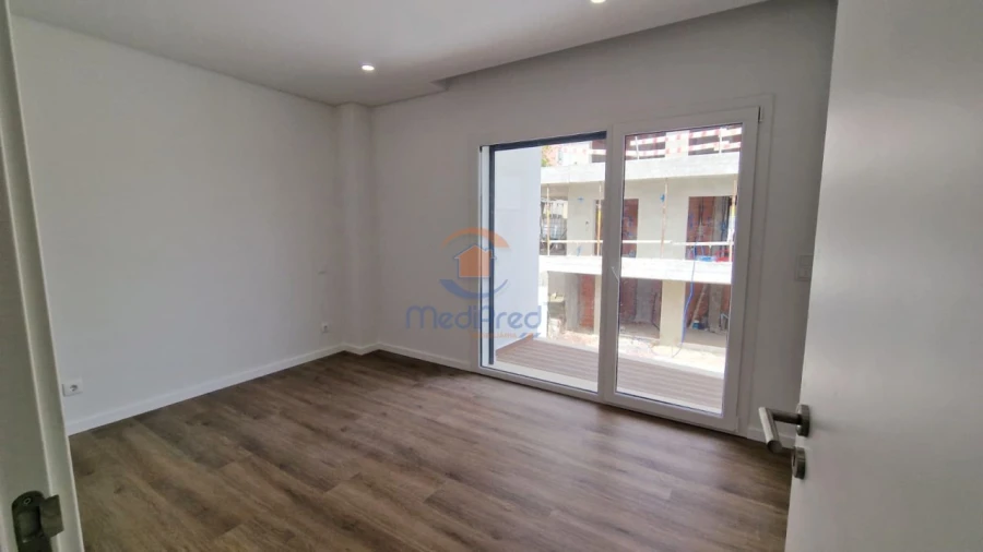 Moradia T4 para Venda em Pontinha e Famões Foto 24