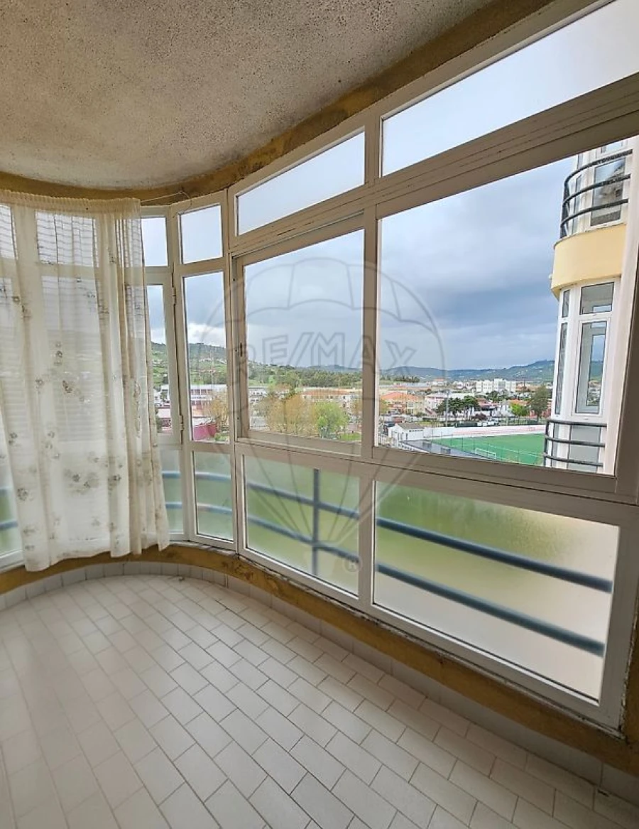 Apartamento T2 para Venda em Arruda dos Vinhos Foto 8