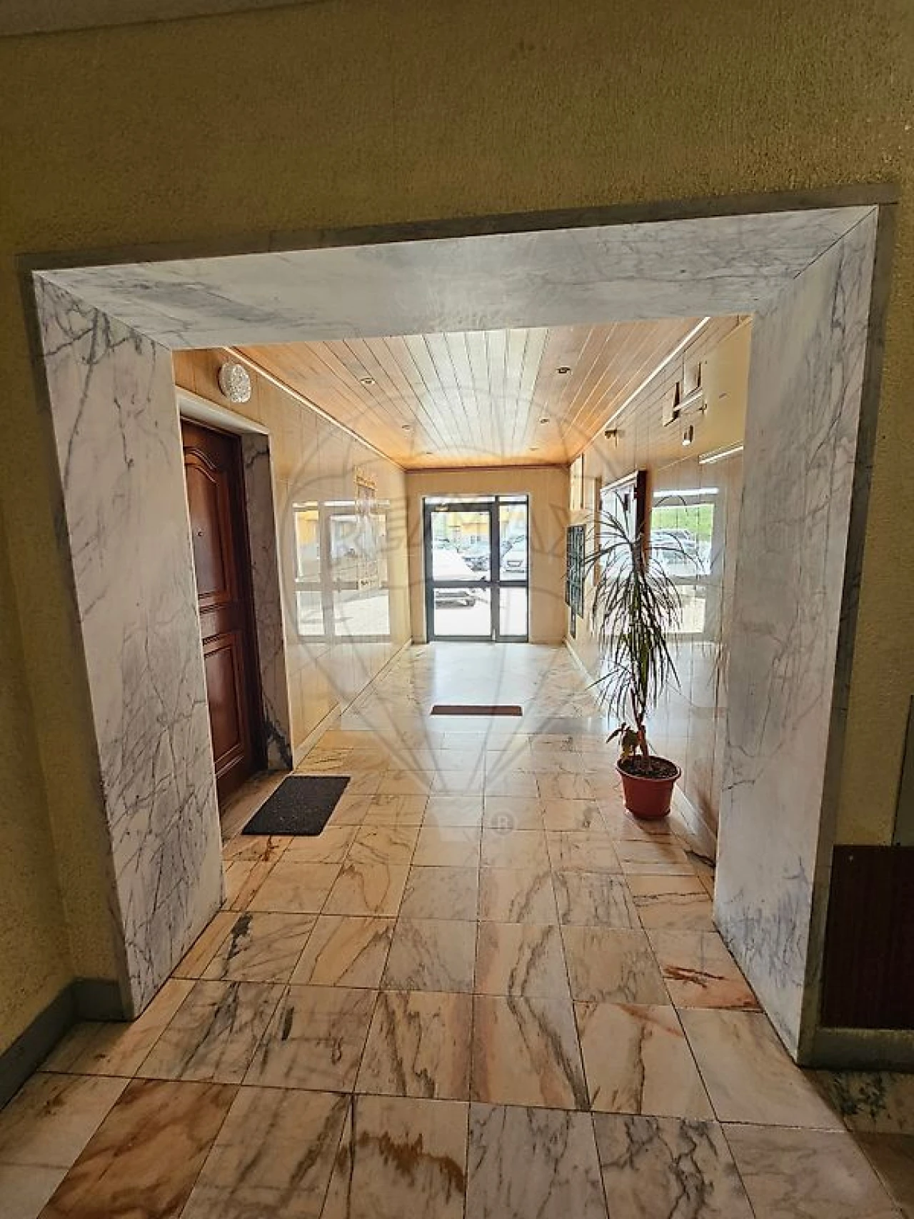 Apartamento T2 para Venda em Arruda dos Vinhos Foto 1