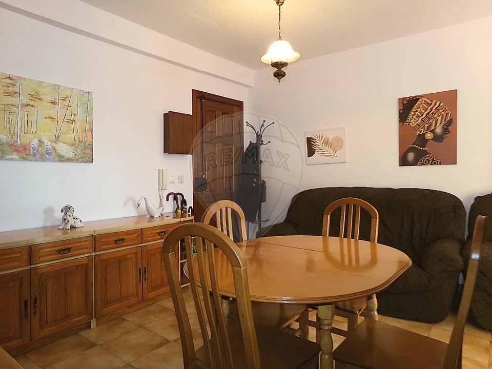 Apartamento T2 para Venda em Santo Antonio da Charneca Foto 1