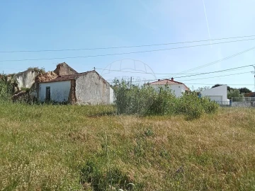 Moradia T2 para Venda em Manique do Intendente, Vila Nova de São Pedro e Maçussa