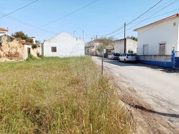 Moradia T2 para Venda em Manique do Intendente, Vila Nova de São Pedro e Maçussa