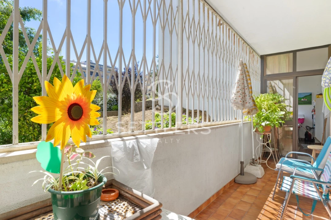 Apartamento T1 para Venda em Alcabideche Foto 3