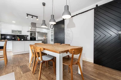 Moradia T4 para Venda em Palhais e Coina