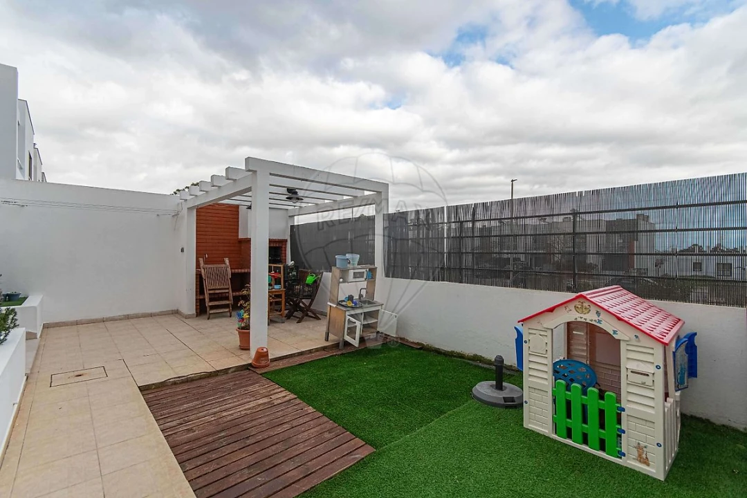 Moradia T4 para Venda em Palhais e Coina Foto 26