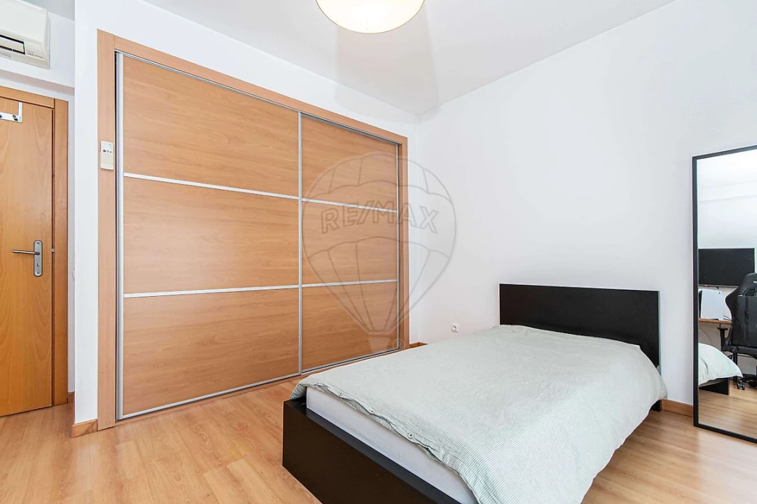 Moradia T4 para Venda em Palhais e Coina Foto 3