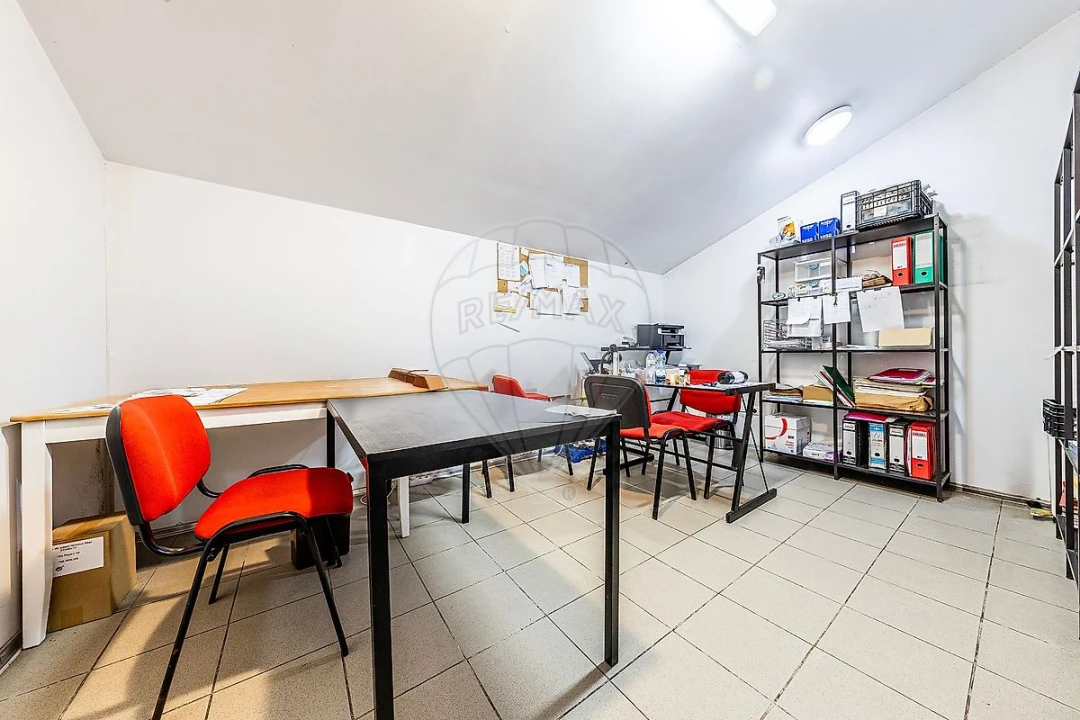 Negócio para Venda em Encosta do Sol Foto 3