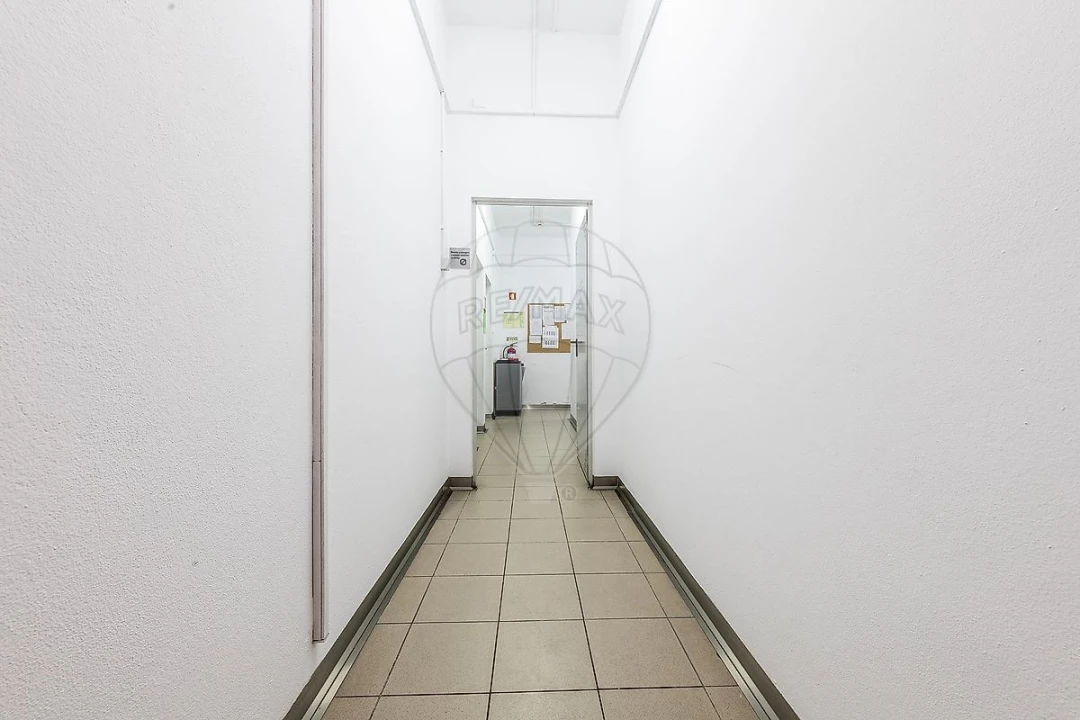 Negócio para Venda em Encosta do Sol Foto 6