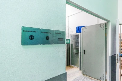 Negócio para Venda em Encosta do Sol