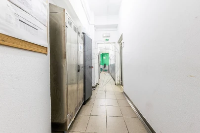 Negócio para Venda em Encosta do Sol