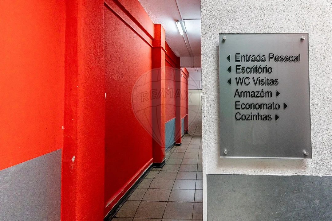 Negócio para Venda em Encosta do Sol Foto 24