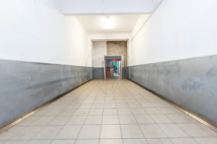 Negócio para Venda em Encosta do Sol Foto 2