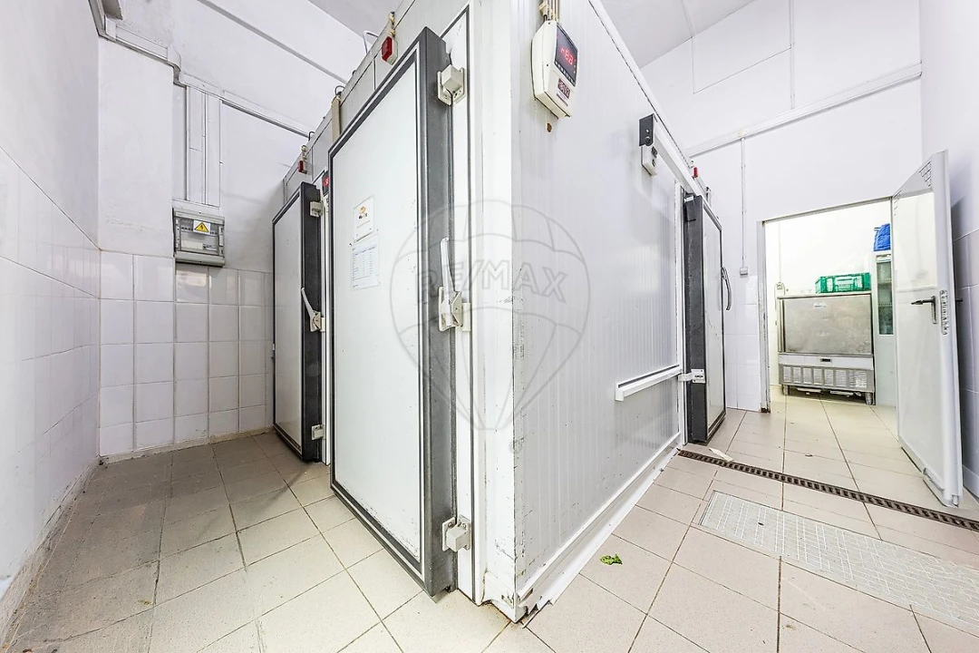 Negócio para Venda em Encosta do Sol Foto 11