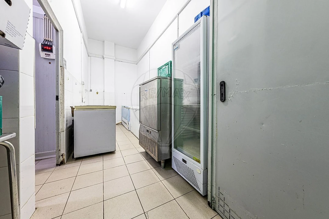 Negócio para Venda em Encosta do Sol Foto 13